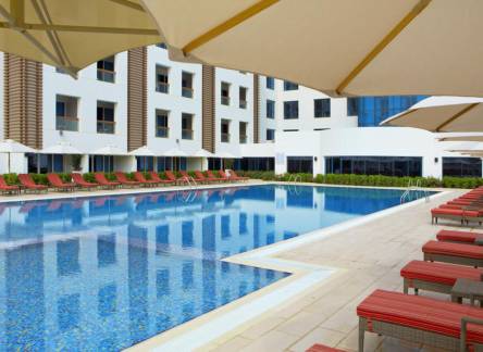 Отель Hili Rayhaan by Rotana