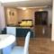 Отель White Rose Apartments