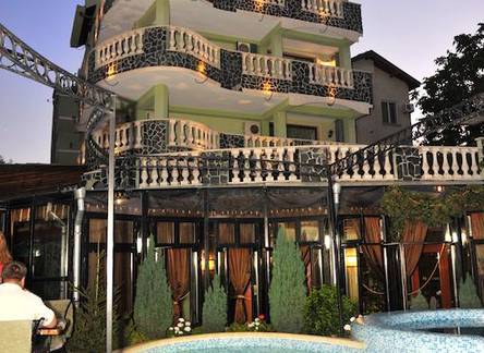 Отель Boryana Hotel
