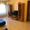 Отель Gladston Suite