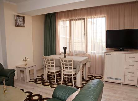 Отель Ideal Apartments
