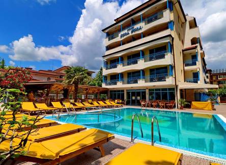 Отель Bora Bora Hotel