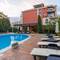 Отель Hotel Forum