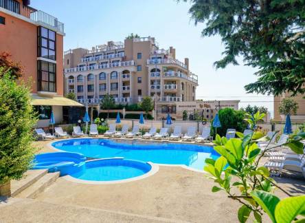 Отель Royal Beach