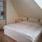 Отель Trakata Villa Apartments