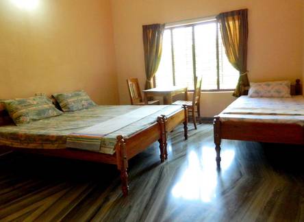 Отель Tata Caro Homestay