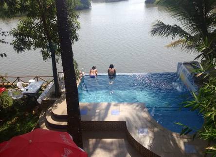 Отель Serene Waters Goa