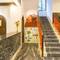 Отель Treebo Mayfair