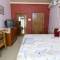 Отель Mama Mids Home