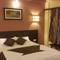 Отель Hotel Rajeshwar