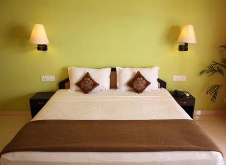 Отель The Ocean Park Beach Resort