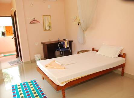 Отель Hotel Coco Beach Kovalam