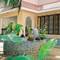 Отель Indira Guesthouse (Lighthouse beach)