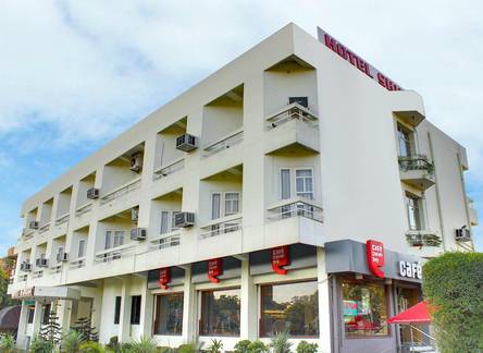 Отель Hotel Shikha