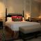 Отель Taj SMS Hotel