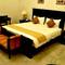 Отель Four Boutique Hotel