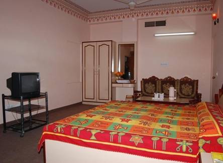 Отель Hotel Surbhi Palace