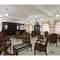 Отель Heritage Khandwa Haveli