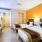 Отель Hotel Golden Manor