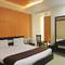 Отель Hotel Yash Regency