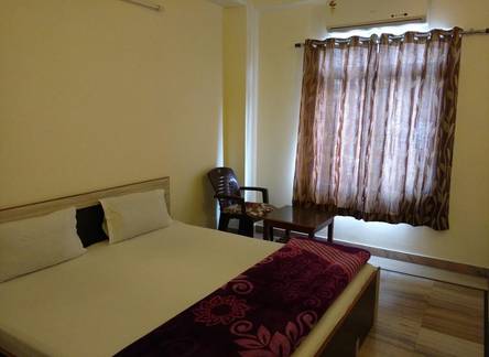 Отель Madhav Guest House
