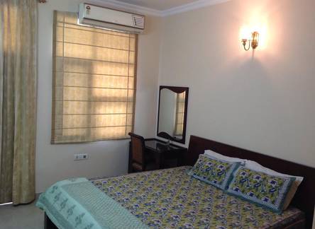 Отель Angela's Homestay & Apartment
