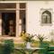 Отель Kawa Guest House