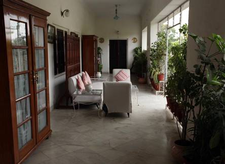 Отель Loharu House