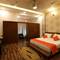 Отель Golden Sands by One Hotels