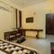 Отель OYO Rooms Airport Tonk Road