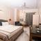 Отель LMB Hotel