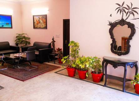 Отель Hotel Raika's Homestay