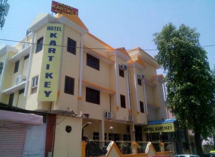 Отель Hotel Kartikey