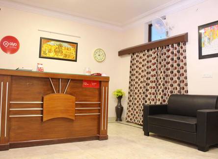 Отель OYO Rooms Hawa Sadak Bais Godam