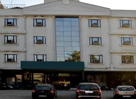 Отель OYO Rooms MI Road Raj Mandir Cinema