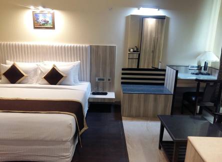 Отель Hotel Broadway