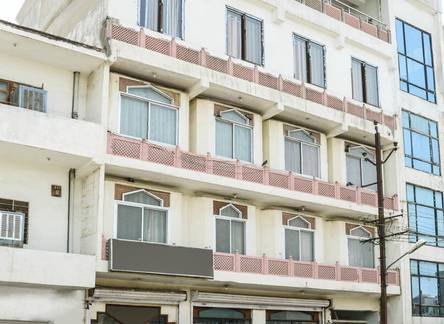 Отель OYO Homes Adarsh Nagar