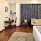 Отель Hotel Grand Maple