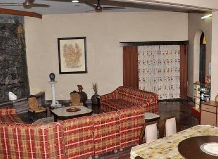 Отель Comfy Homestay near Hathroi Fort