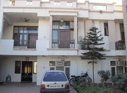 Отель Hotel Landmark Residency