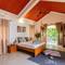 Отель Aguada Anchorage - The Villa Resort