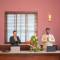 Отель De Mandarin Beach Resort Suites & Villas, Candolim