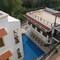 Отель La Vida Residency Suites