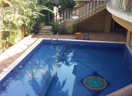 Отель Hillview Apartment