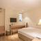 Отель Sky Gem Hotel Sora