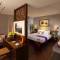 Отель Silverland Sakyo Hotel & Spa