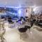 Отель Avanti Hotel