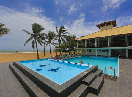 Отель Catamaran Beach Hotel