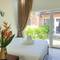 Отель Tuong Vy Hotel & Pit Stop Mui Ne