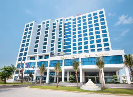 Отель Royal Lotus Hotel Danang